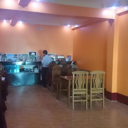 Silver Moon Hotel Yangon Ngoại thất bức ảnh