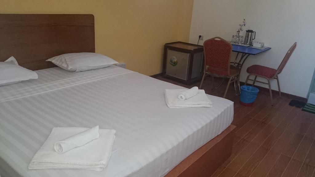 Silver Moon Hotel Yangon Ngoại thất bức ảnh