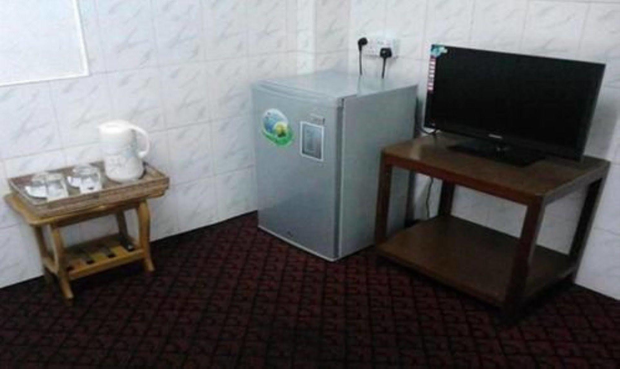 Silver Moon Hotel Yangon Ngoại thất bức ảnh